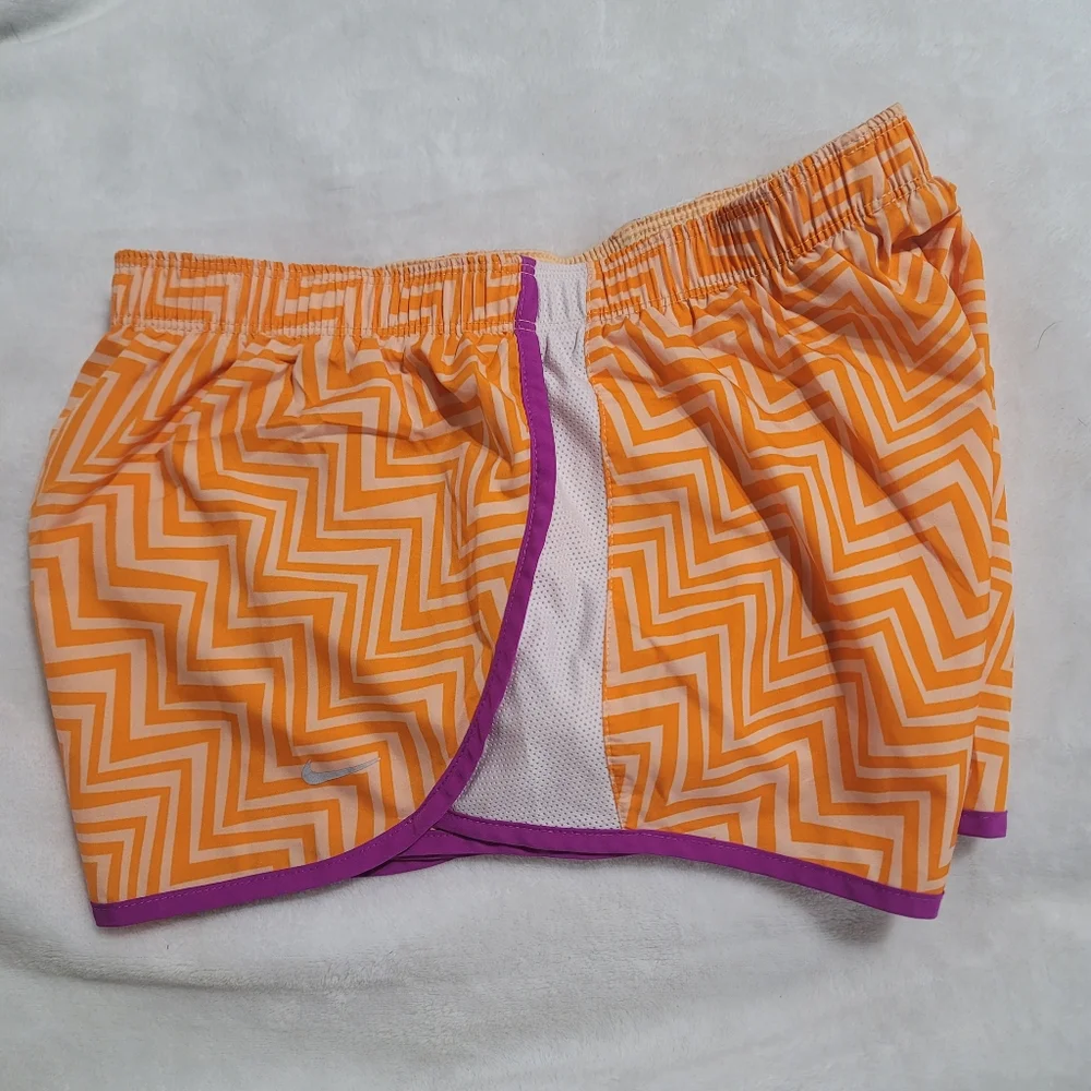 Nike Dri-Fit Shorts Women’s Size Small‎ Orange Purple Lined Running Athletic